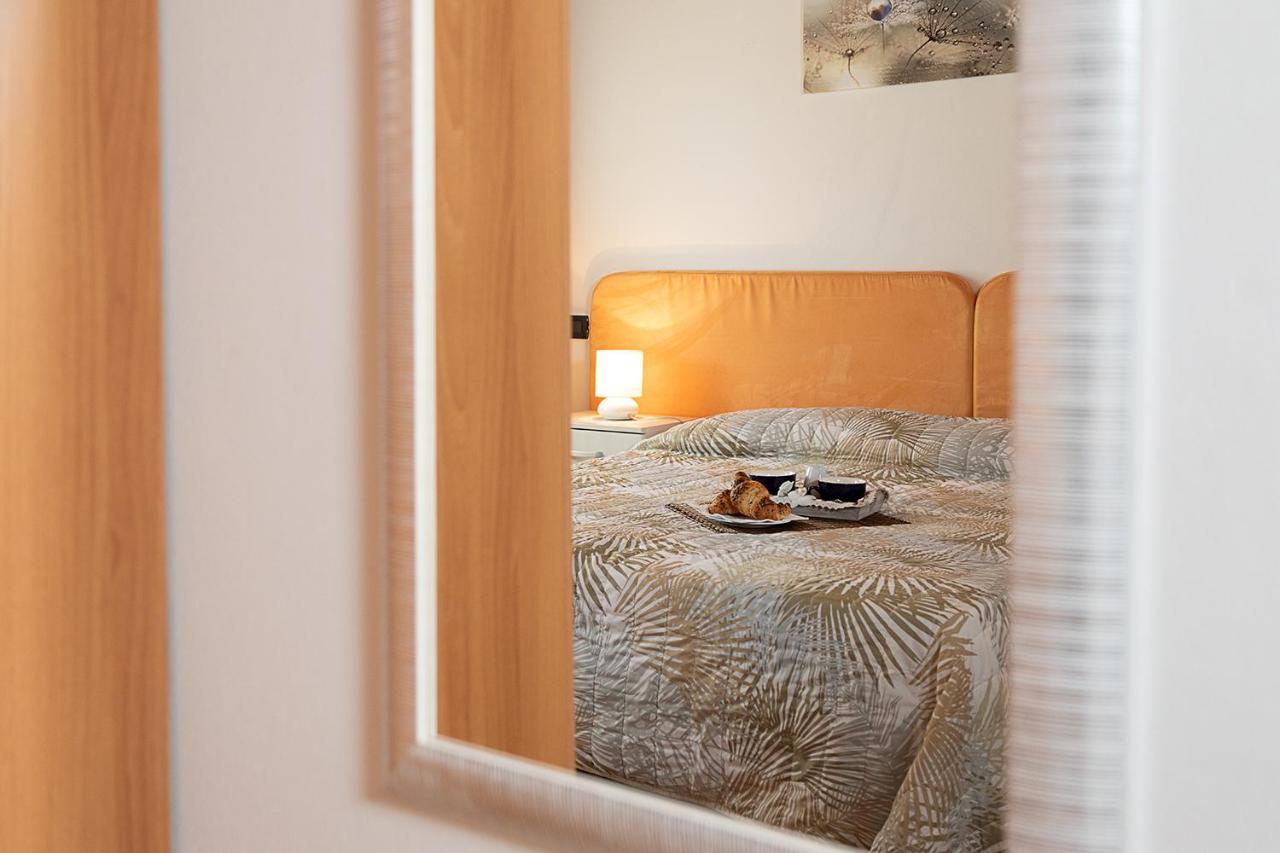 Apartments Eden - Regarda Travel Lazise Exterior foto
